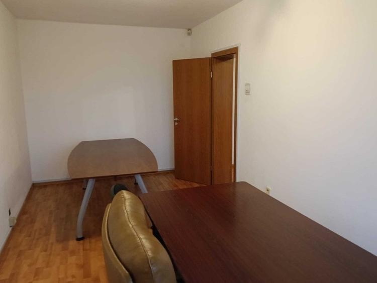 Apartament in apropiere de fostul stadion si noul centru comecial din Buziasului - 7