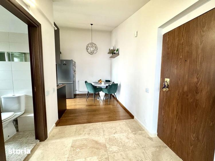 Apartament cu 4 camere semidecomandat, mobilat în Mărăști