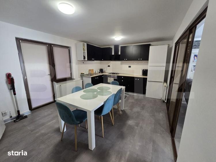 Casă cu 4 camere decomandat în Priseaca