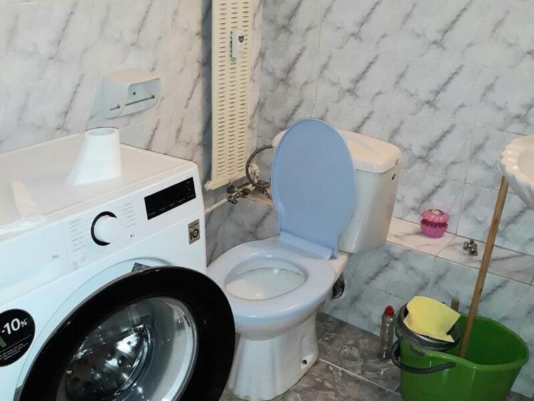 Tei, Maica Domnului, OMV, semistradal, bloc mixt, 1988 - 12