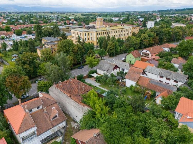 Casă spațioasă &icirc;n centrul orașului Sf&acirc;ntu Gheorghe | Teren 1300 mp - 23