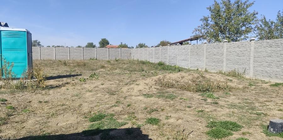 Casă individuală cu 2 camere cu Teren 3000 Mp în Crestur