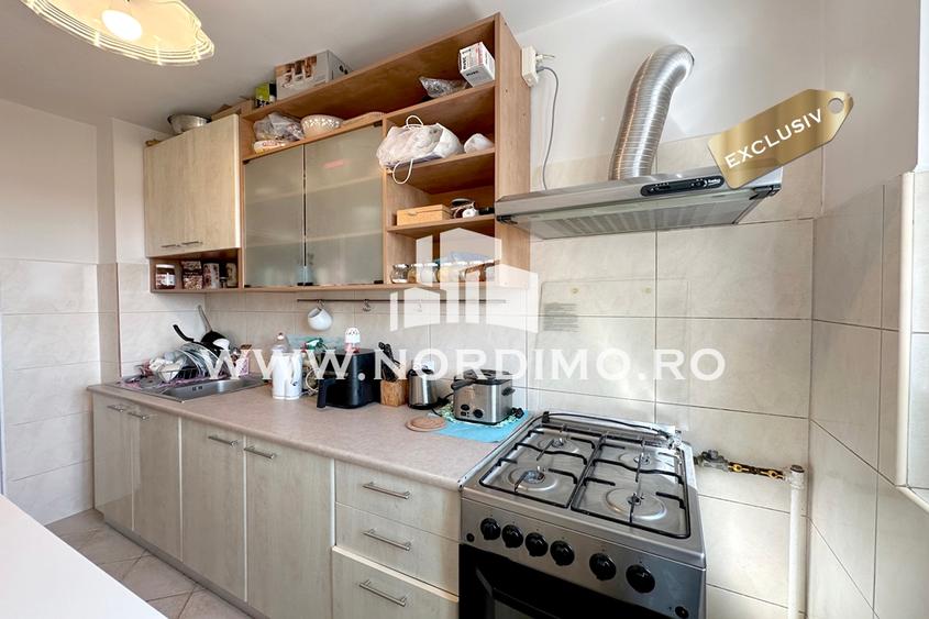 Apartament cu 3 camere semidecomandat, mobilat în Drumul Taberei