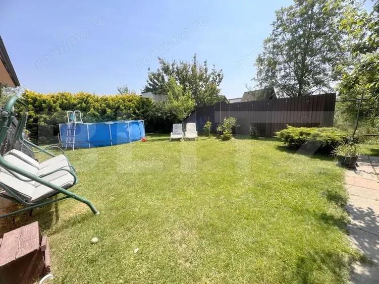 Cladire multifunctionala, pensiune plus casa, parcari private - 19