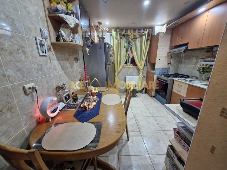 4 Camere - Dristor - Vitan - Proximitate Metrou - bloc anvelopat - 2