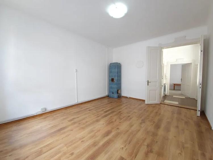 Vila de inchiriat, PET FRIENDLY, 3 camere, 70 mp, curte, zona Parcul Cetatuia - 5