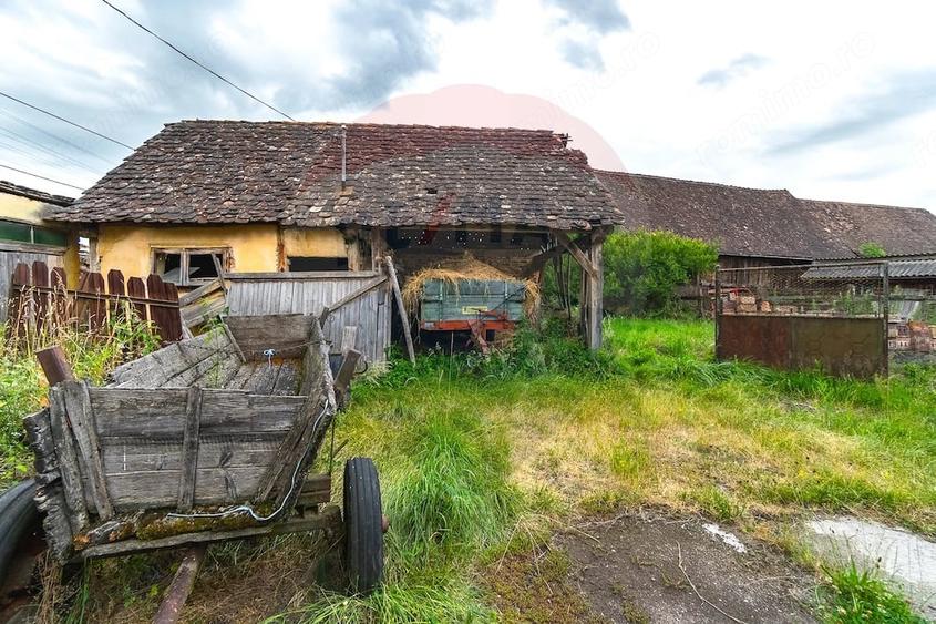 Casă cu Teren 1044 Mp în Jibert
