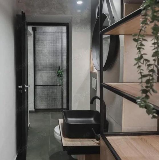 Disponibilitate inchiriere post de manichiura & coafor / Ostroveni - 1