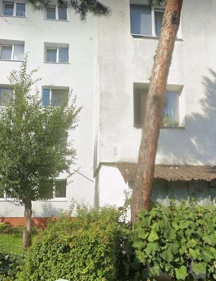 Inchiriez gardoniera