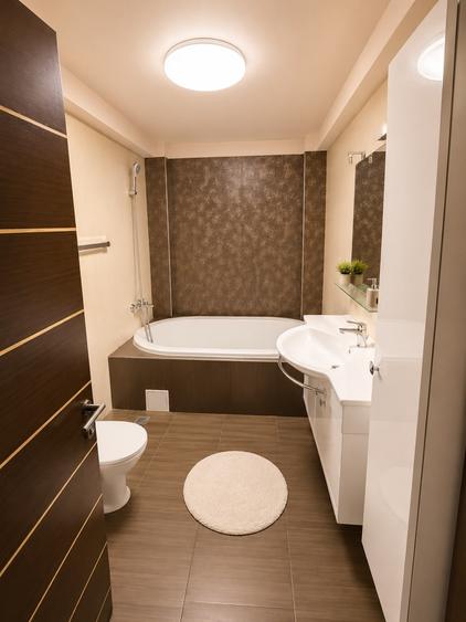 Apartament cu 3 camere în Mamaia