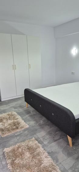 Vand apartament cu 3 camere bloc Nou - 3