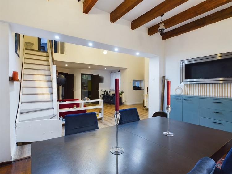 Apartament cu 4 camere semidecomandat, mobilat în Parcul Carol - 1