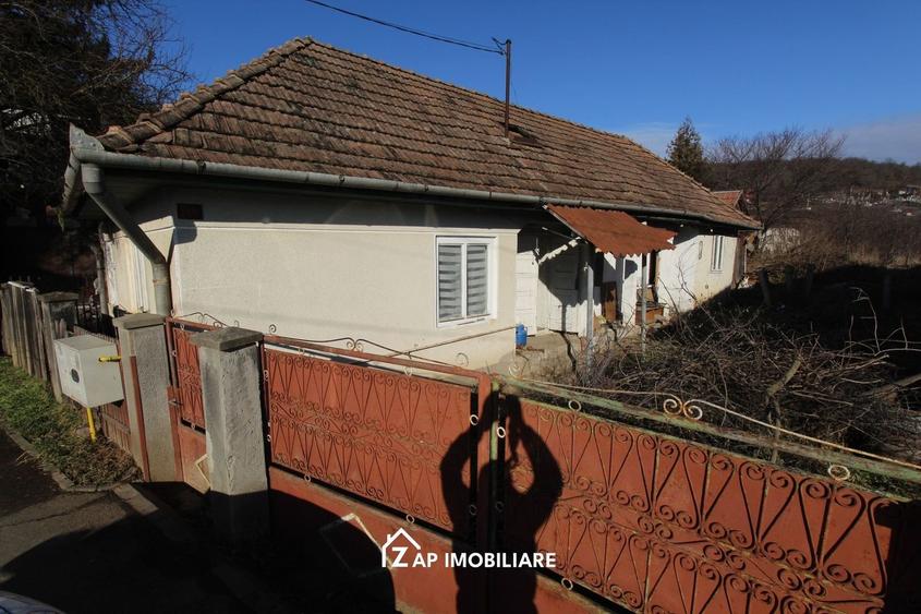 Casa + teren 933 mp +  proiect extindere - Unirii - 6