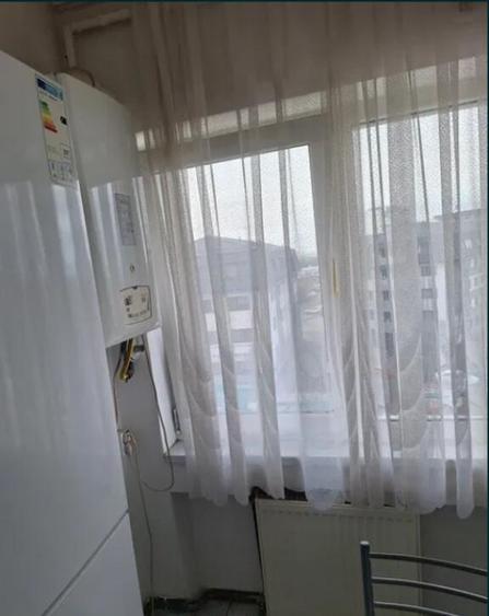 Apartament 2 camere, decomandat - zona Rulmentul - 7