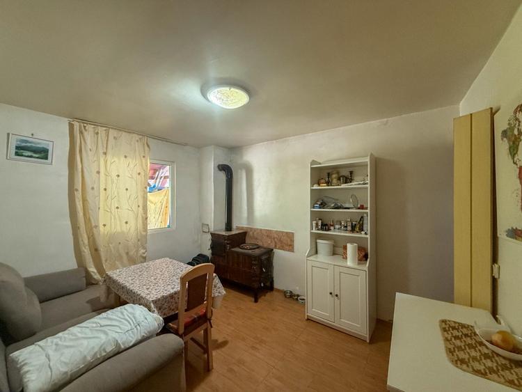 Casa de vacanta sau rezidenta in Adunati, buget redus - 5