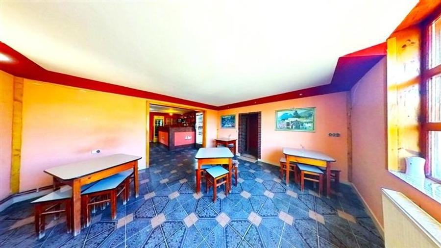 Tur 3D! Proprietate versatila:rezidential/ comercial/investitional,Bereni,Mures. - 3