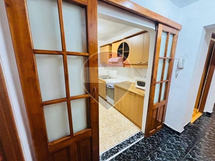 Apartament cu 2 camere decomandat, mobilat în Rogerius