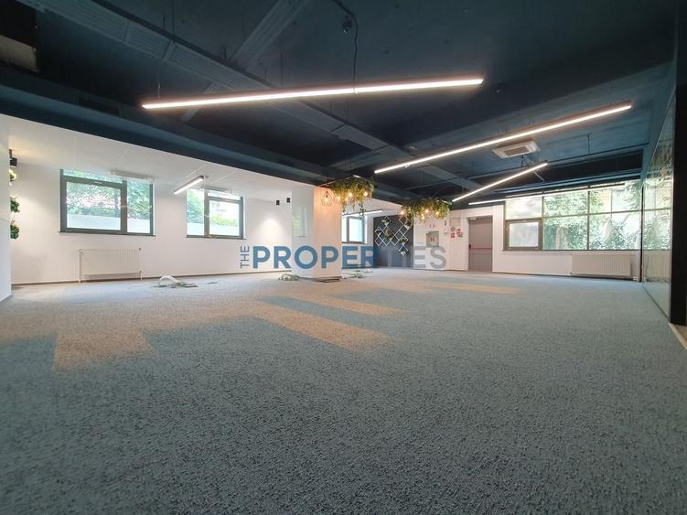 Vanzare cladire de birouri in zona Romana - 8