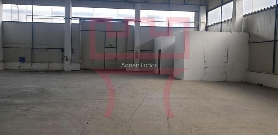 Hala spatiu industrial depozitare productie showroom cu birouri