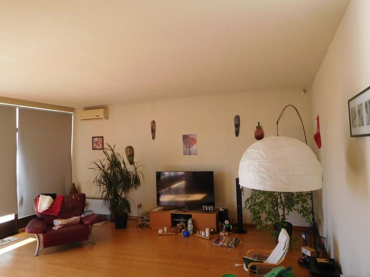 casa spatioasa cu o panorama excelenta - 10