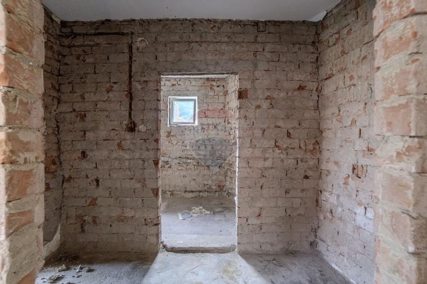 Casa individuala str. Pajistei de renovat | Comision 0% - 22