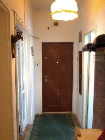apartament cu 2 camere zona Tractorul - 2