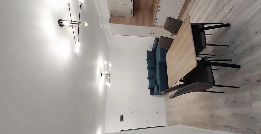 Apartament cu 2 camere decomandat în Florești