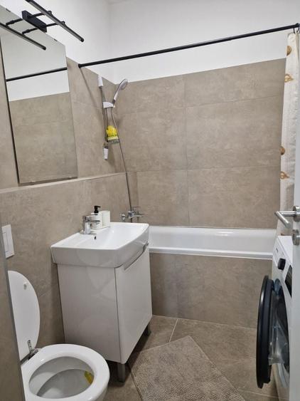 Apartament cu 2 camere semidecomandat în Nord