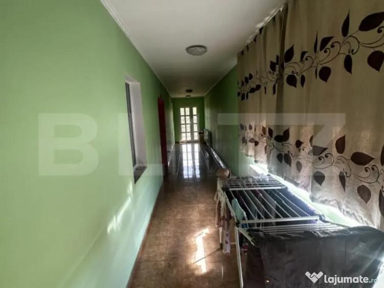 Casa de vanzare, 265 mp, zona Boghis - 9