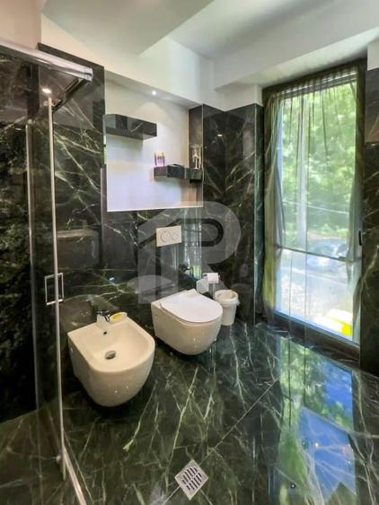 Pe Malul Snagovului, Unde Luxul Devine Cotidian - 21