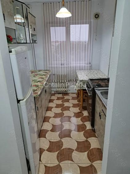 De inchiriat 2 cam parcul tineretului De inchiriat 2 cam parcul tineretului