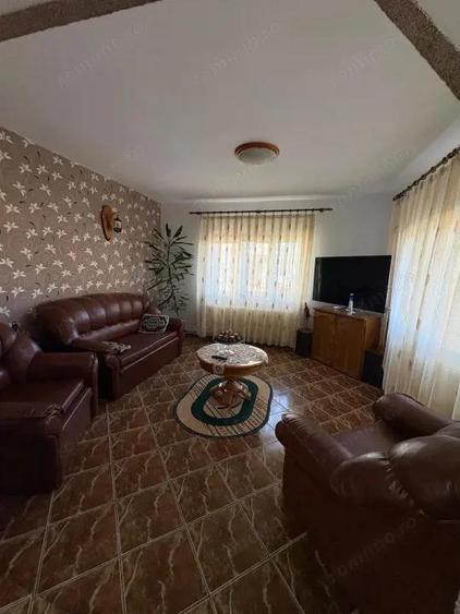 Vila premium | 315 mp construi?i | Teren 1.600 mp | 5 dormitoare | Sauna - 5