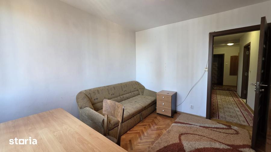 Apartament cu 3 camere decomandat în Ultracentral
