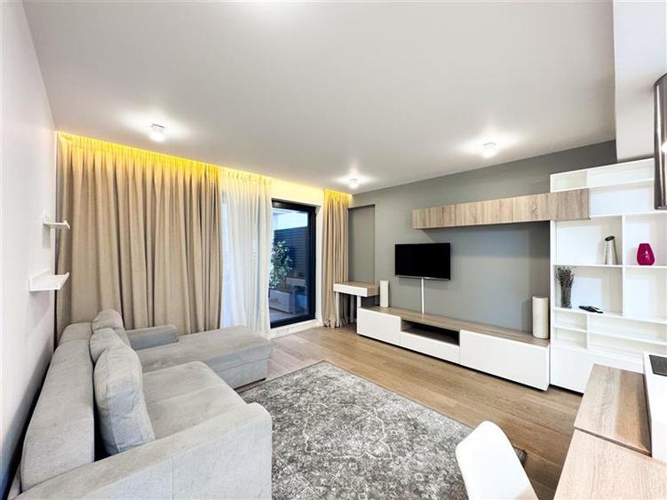 Apartament cu 2 camere semidecomandat, mobilat în Herăstrău
