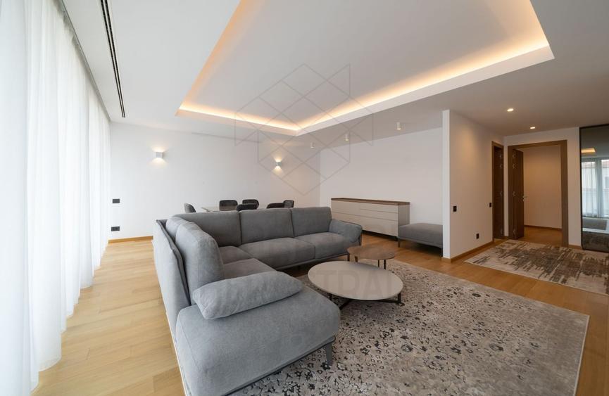 Apartament cu 3 camere decomandat, mobilat în Primăverii
