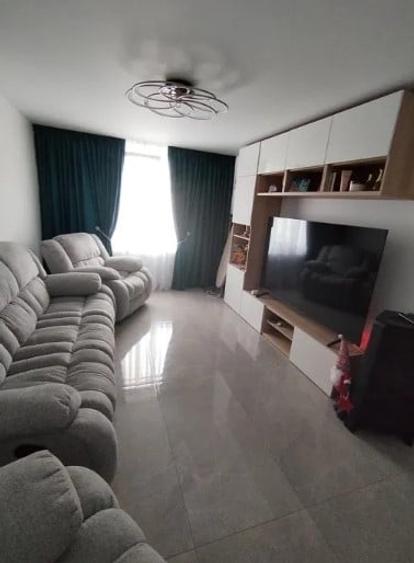 Apartament cu 3 camere decomandat, mobilat în 1 Decembrie 1918