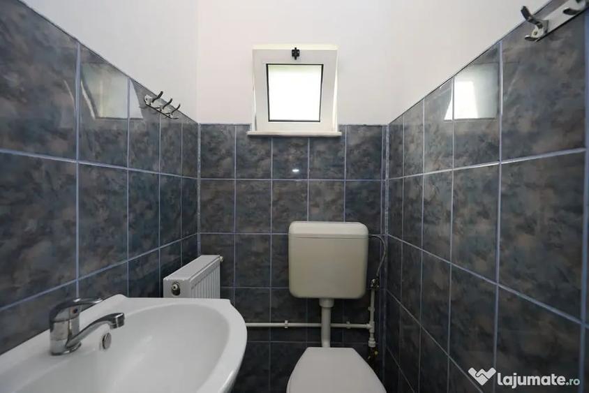 Casă cu 5 camere cu Teren 507 Mp în Găvana