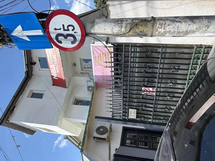 Spațiu comercial, de 100 mp, în Central