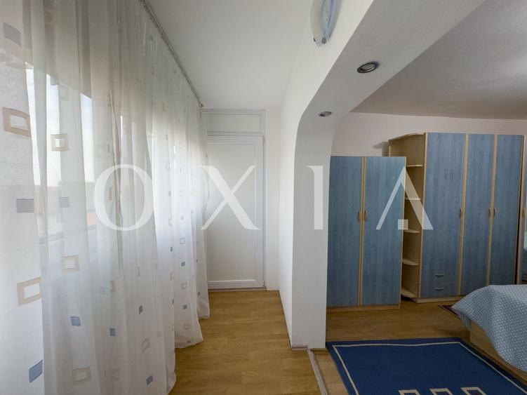 OX652 Mobilat-Utilat, Sagului (Shopping City) - 10