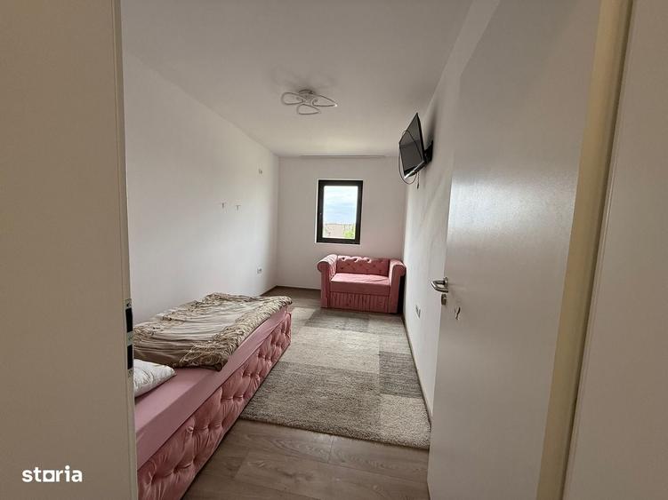 Apartament cu 3 camere în Chișoda