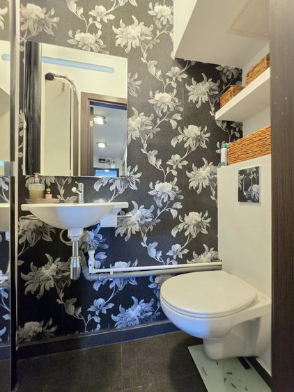 Apartament cu 4 camere în Giurgiului