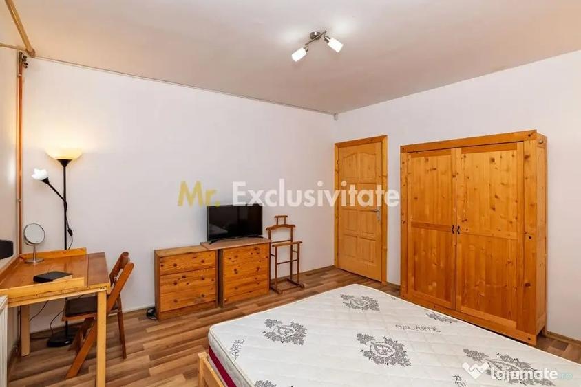 Casă cu 3 camere cu Teren 6290 Mp în Corbi