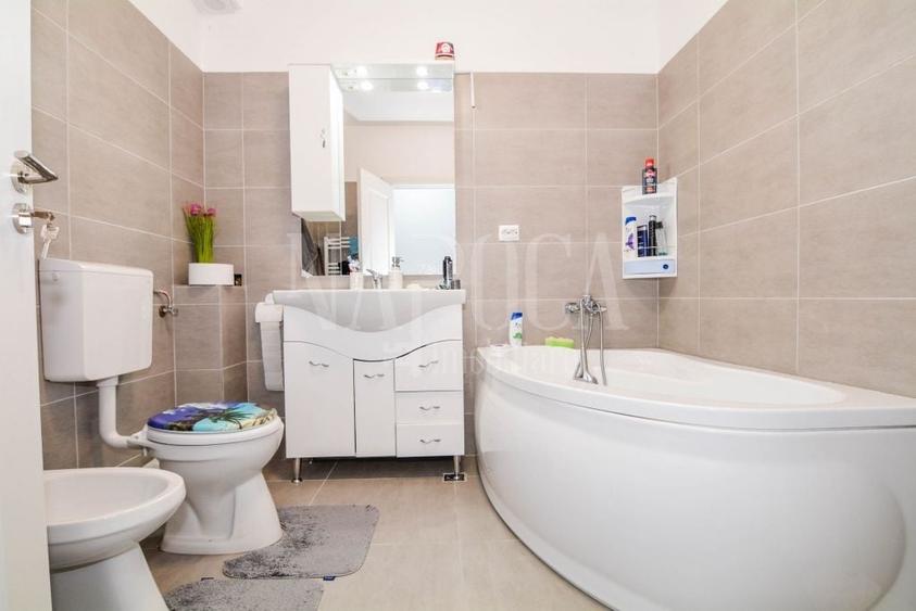 Casă cu 4 camere cu Canalizare în Florești