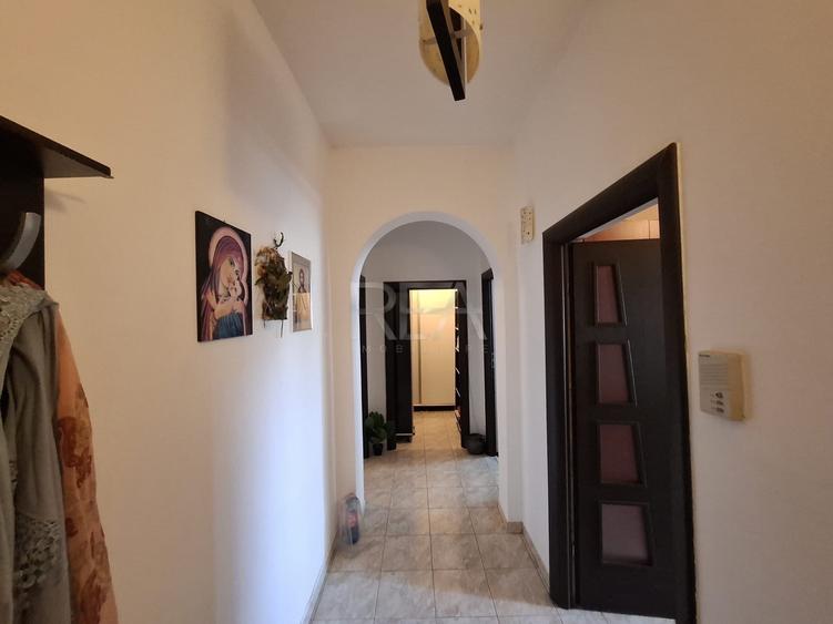 Apartament cu 2 camere decomandat, mobilat în Drumul Taberei