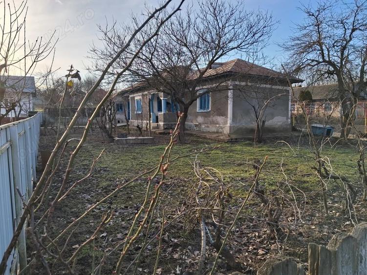 Casă cu Teren 1214 Mp în Beștepe