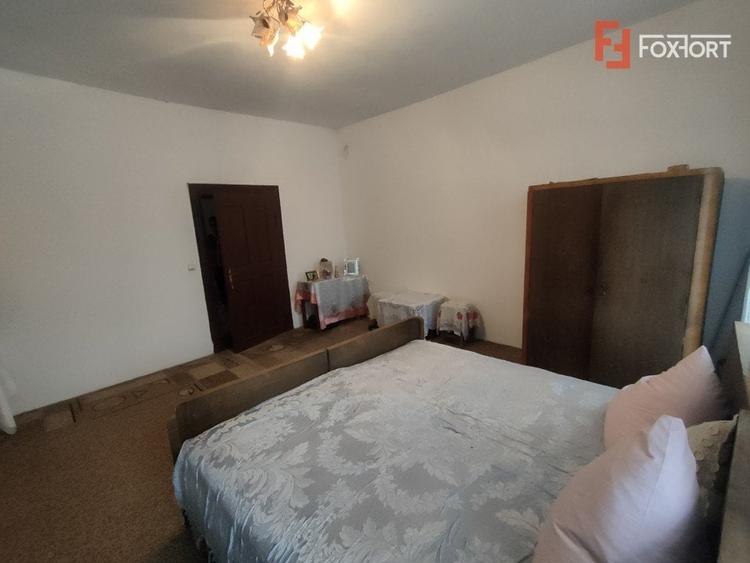 Duplex cu 3 camere cu Canalizare în Central