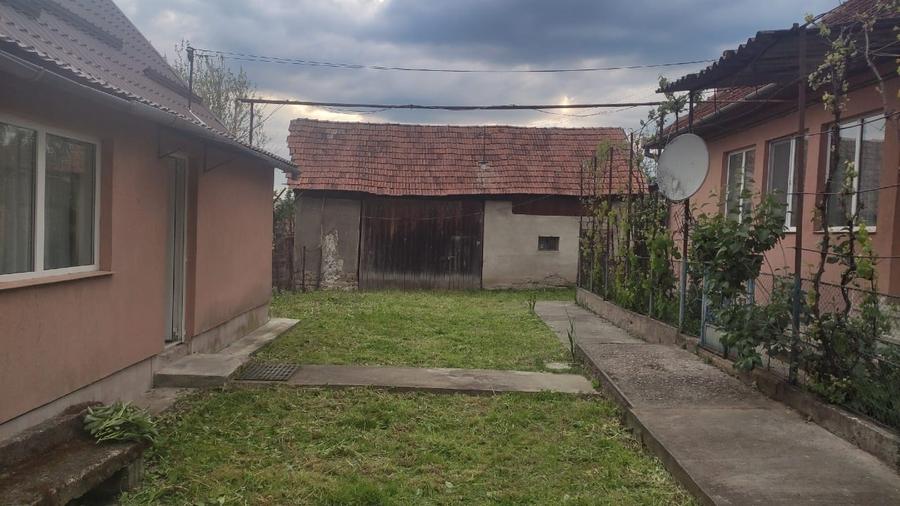 Casă individuală cu 2 camere cu Canalizare în Bonțida