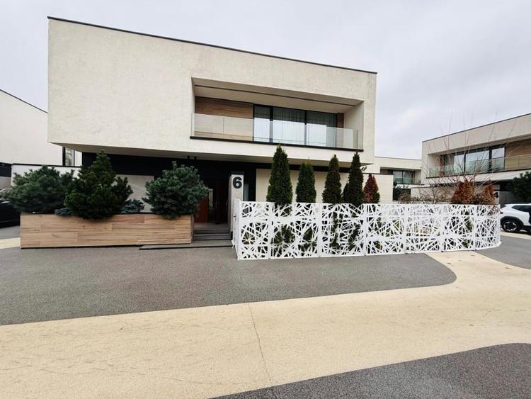 Vilă Premium  în Iancu Nicolae-6 camere-utilata si mobilata-locatie excelenta - 1