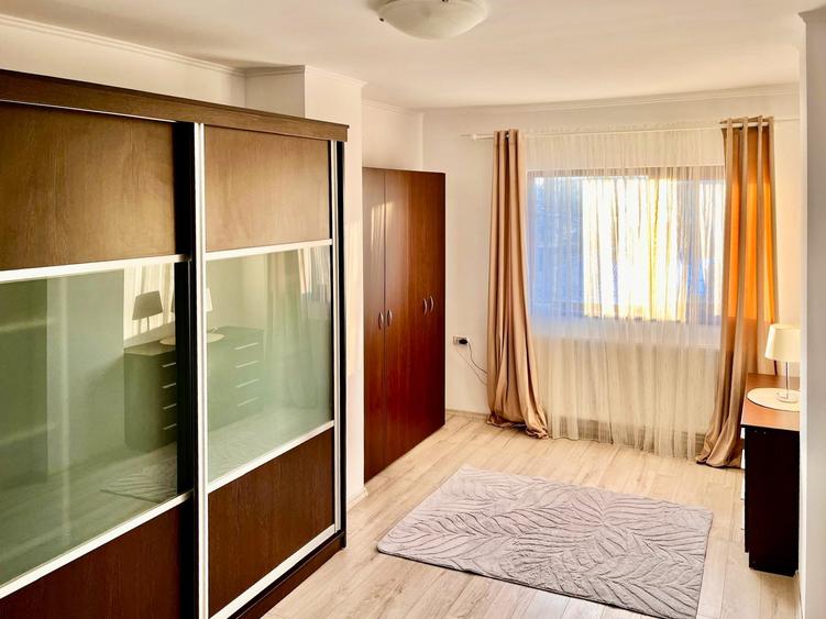 Apartament 2 camere | Bloc Nou | Parcare | Km 4 - 8