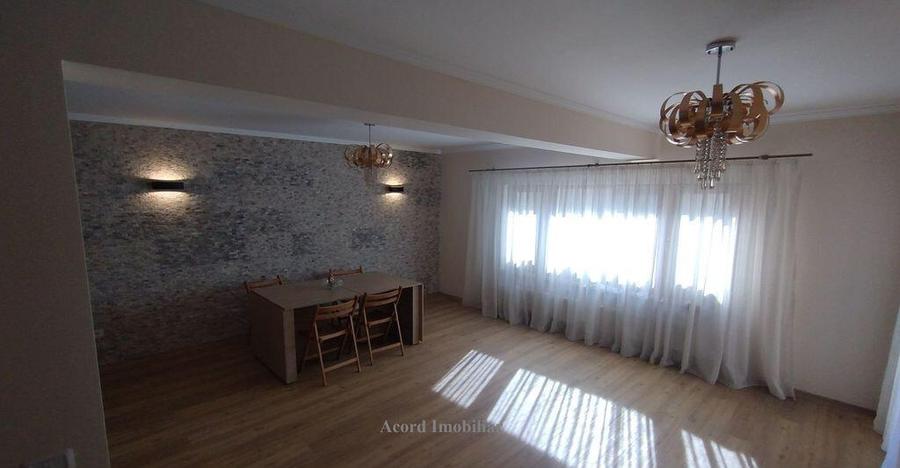 Casa caramida cu placa de beton, Valu lui Traian - 18